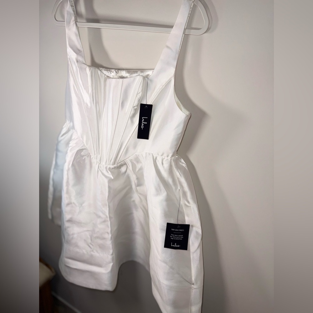 Lulu's NWT Elegant White Satin Bubbly Corset Mini Wedding/Blacktie Dress Size XL - Picture 5 of 16